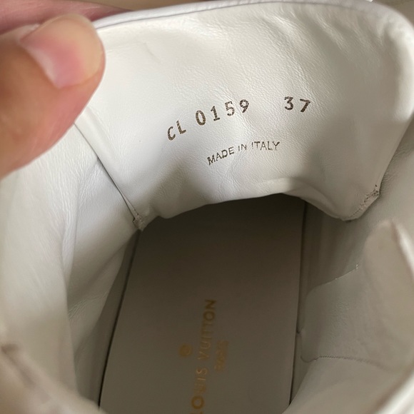 Authentic Louis Vuitton cheetah print high tops size 37 = 7 - Picture 6 of 10